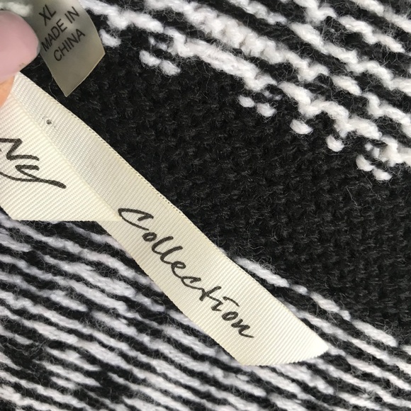 NW Women’s NY Collection Poncho/Cardigan - Picture 8 of 10